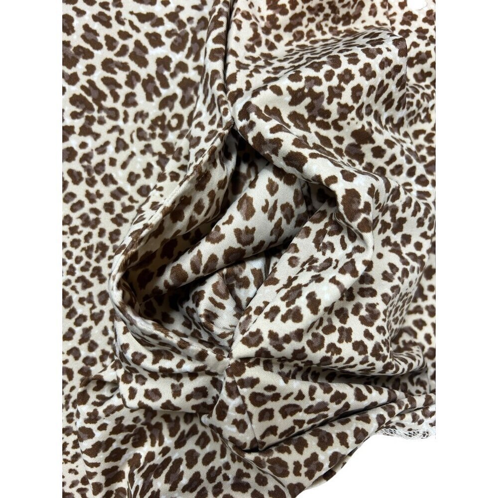 LulaRoe Women's Short Animal Print w/ Pockets - Picture 6 of 7